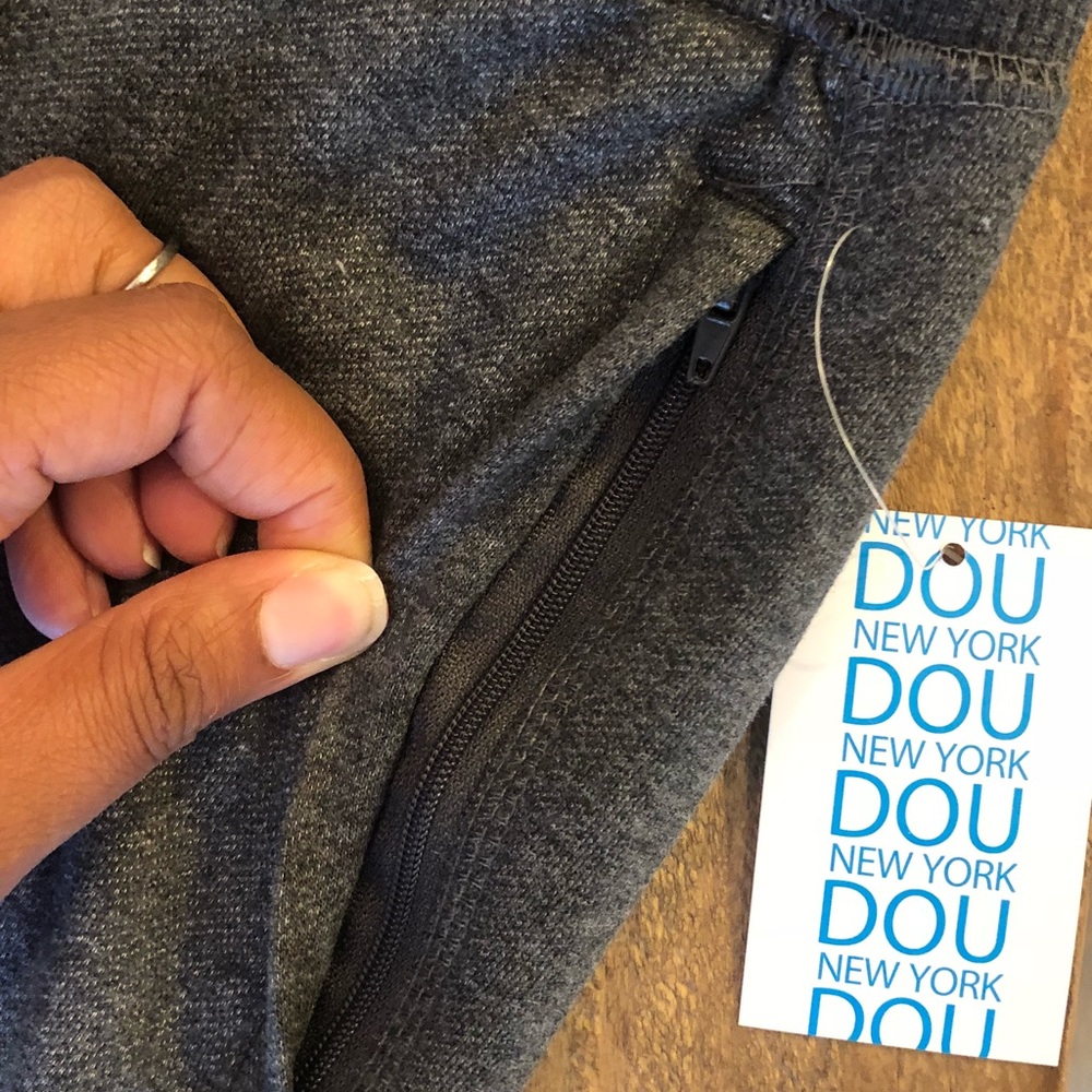 🔴One Left🔴Loose-Fitting Cotton-Blend Joggers - Picture 3 of 8